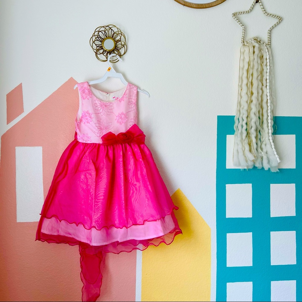 Party Princess dress for Toddler girls. Size 2T